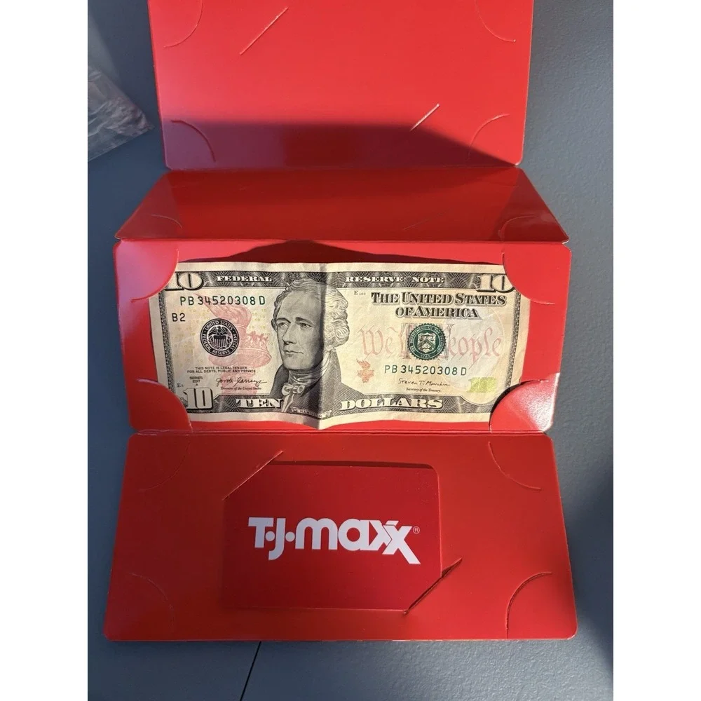 Christmas Themed 10 gift card or currency Holder once‎ piece